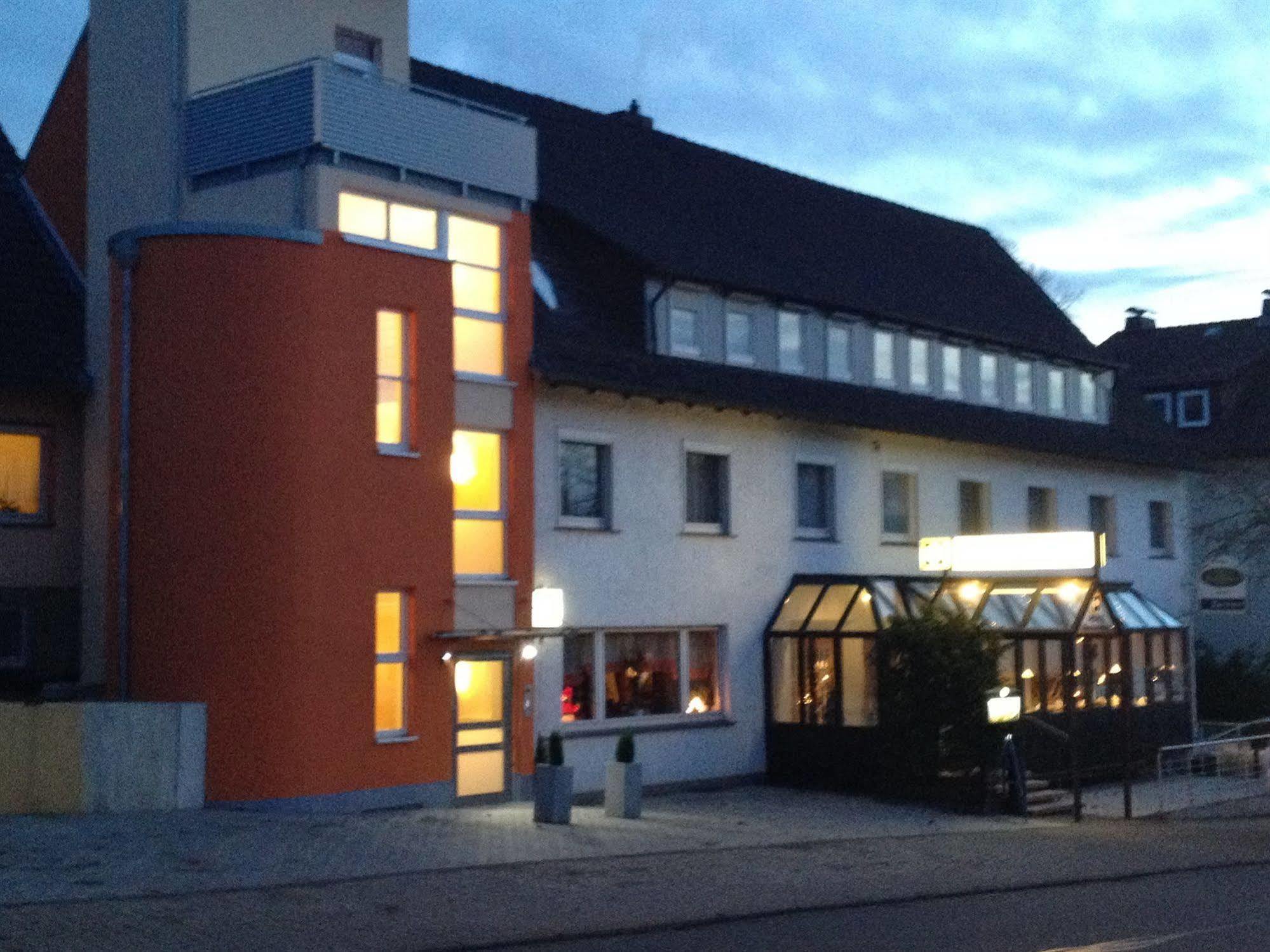 Hotel-Restaurant Zum Roeddenberg Osterode am Harz ภายนอก รูปภาพ